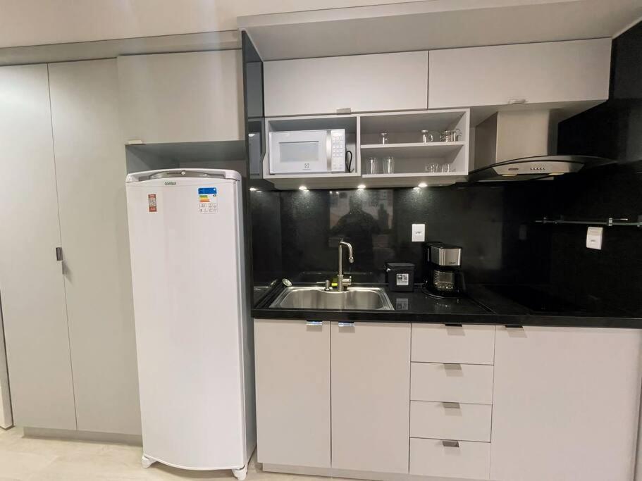 Pola Vintage Apartment ปอร์โตอัลเลเกร ภายนอก รูปภาพ