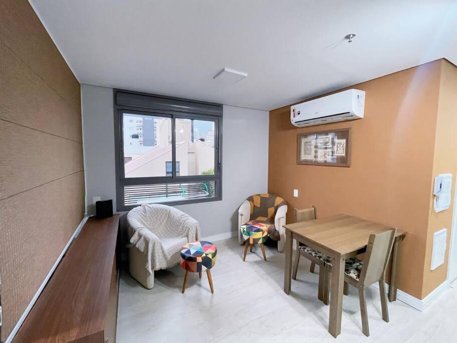 Pola Vintage Apartment ปอร์โตอัลเลเกร ภายนอก รูปภาพ